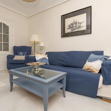 Apartment Adelfas